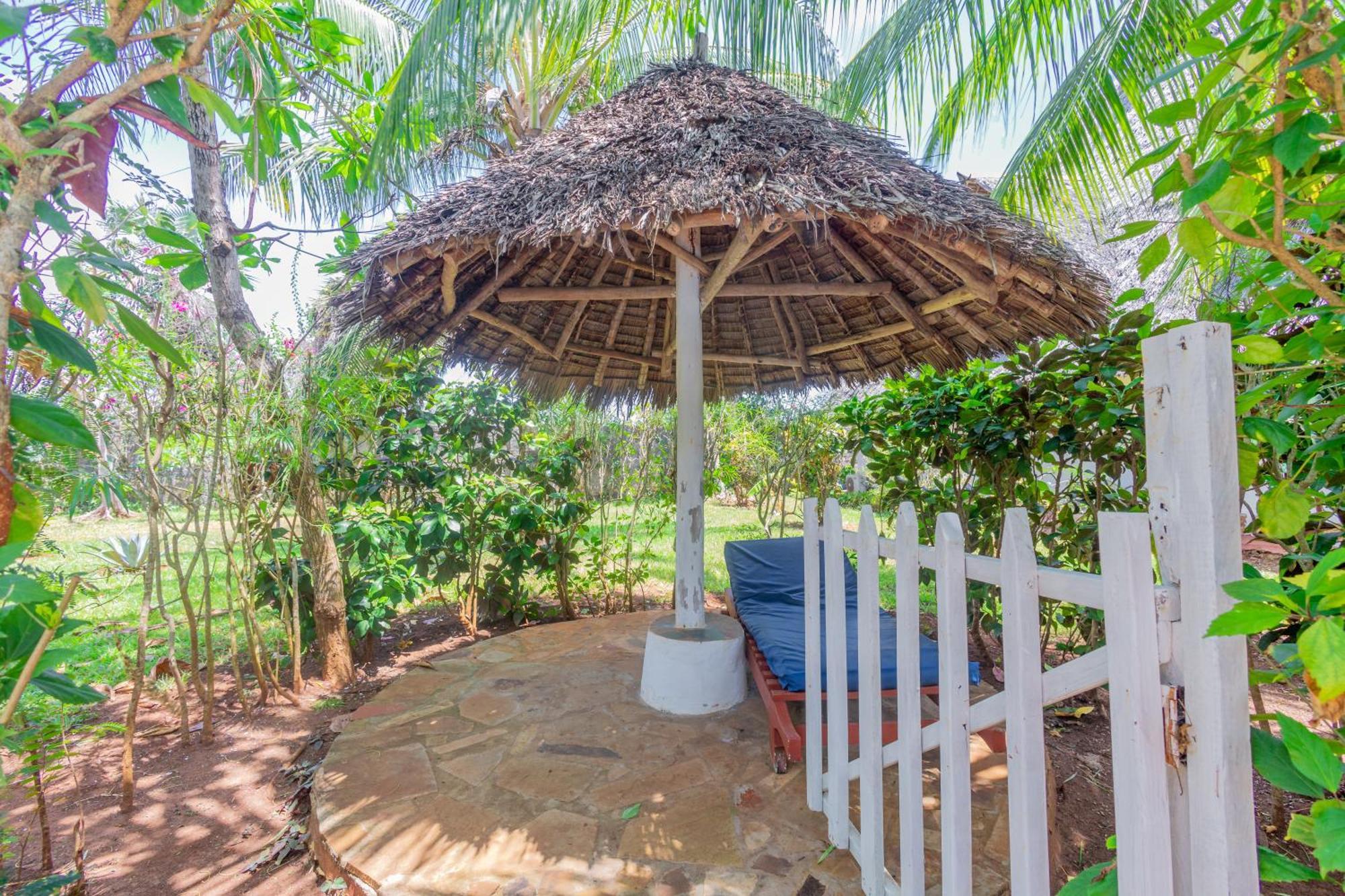 Villas Dora And Holly Diani Beach Exteriér fotografie