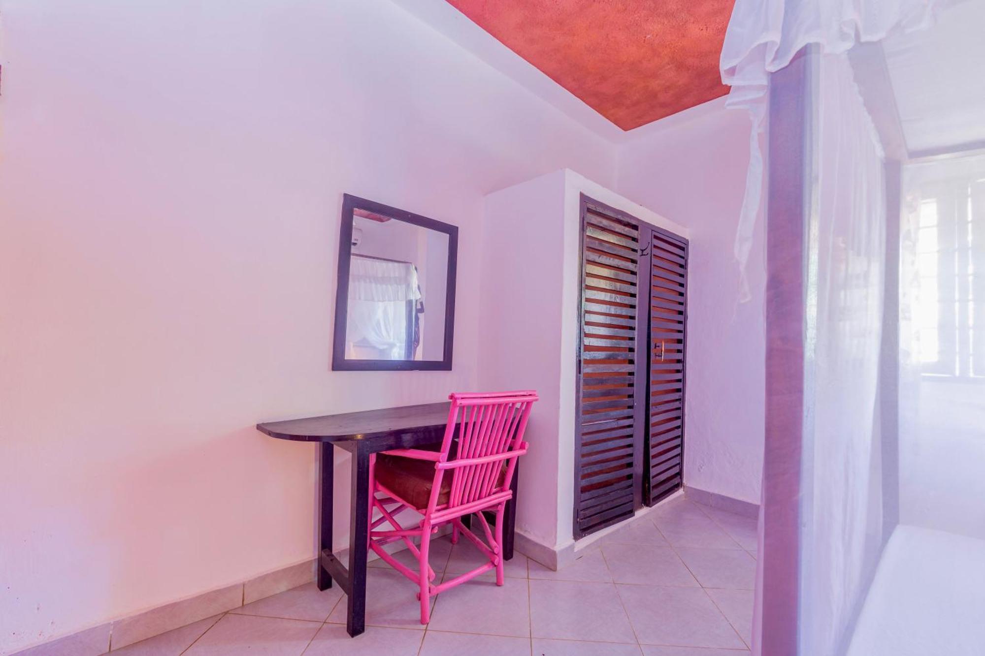 Villas Dora And Holly Diani Beach Exteriér fotografie