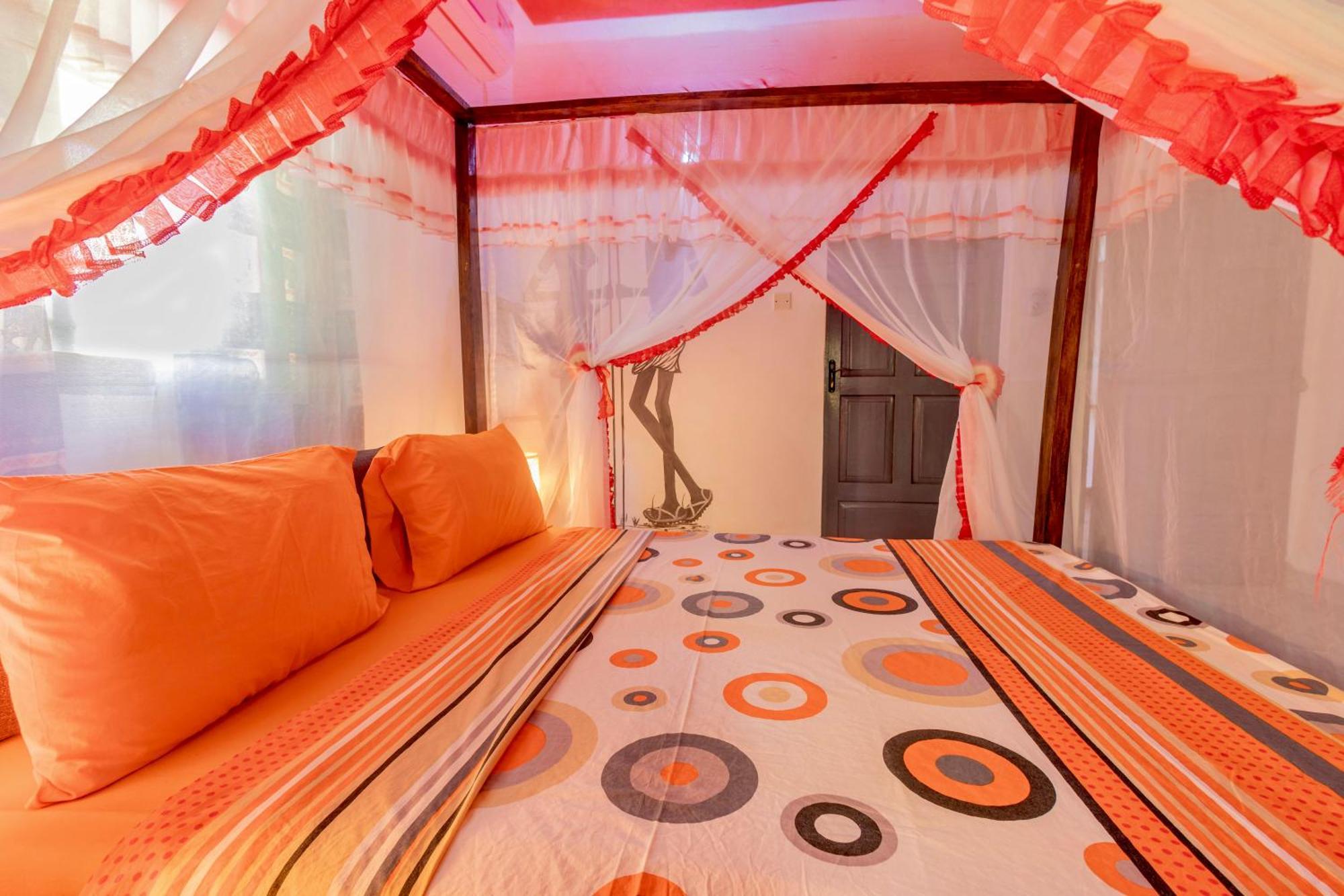 Villas Dora And Holly Diani Beach Exteriér fotografie